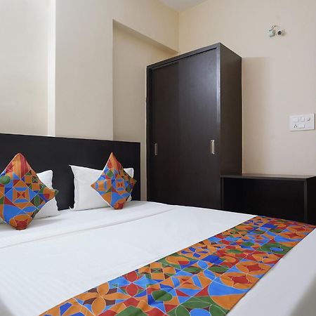 FabHotel Limestone Residency Gachibowli Exterior foto
