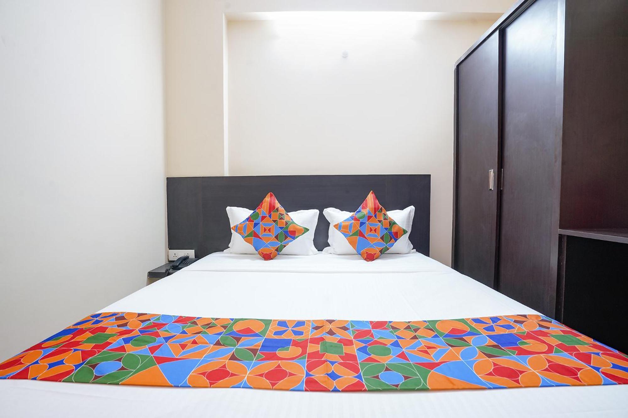 FabHotel Limestone Residency Gachibowli Exterior foto