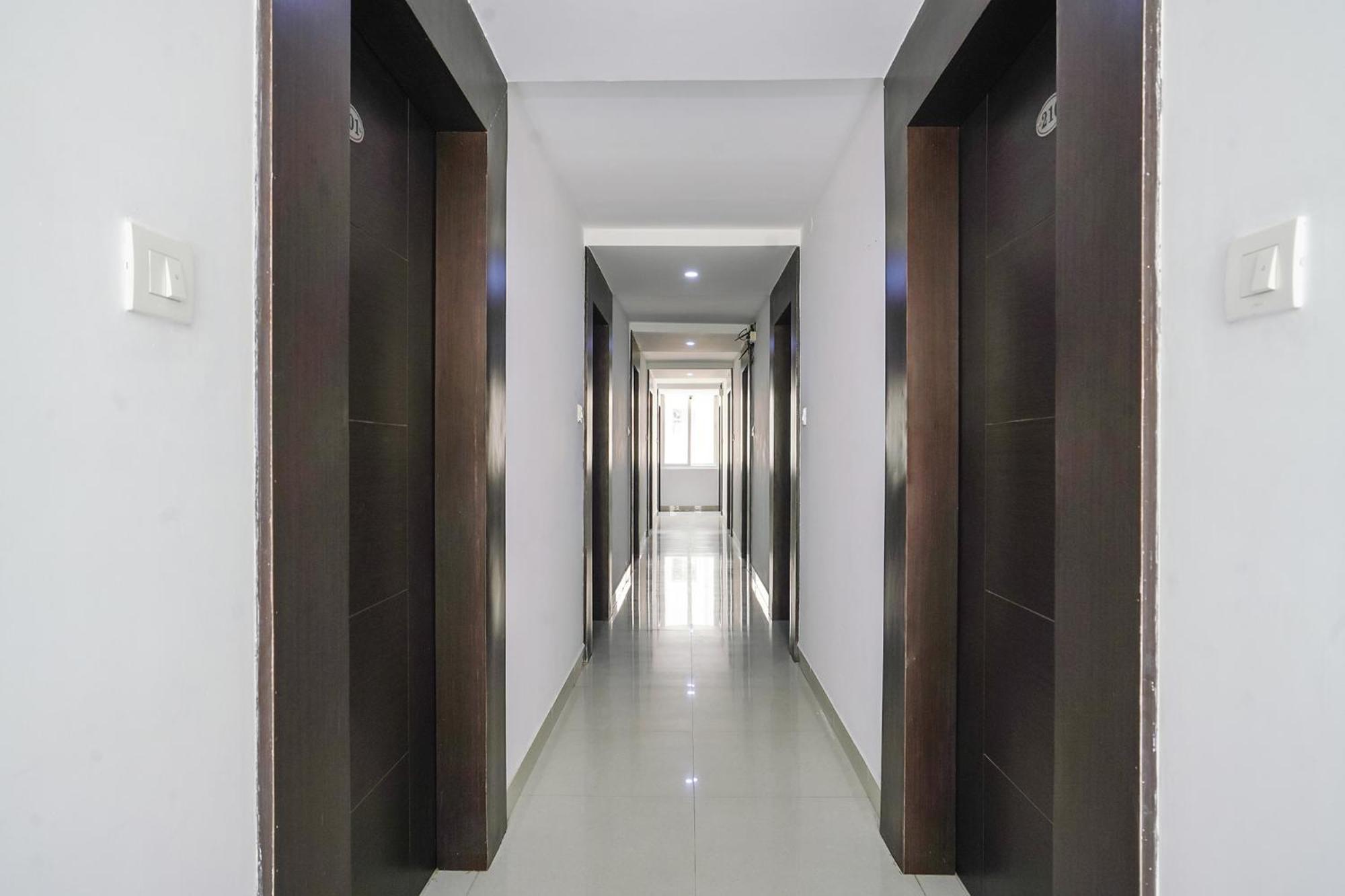 FabHotel Limestone Residency Gachibowli Exterior foto